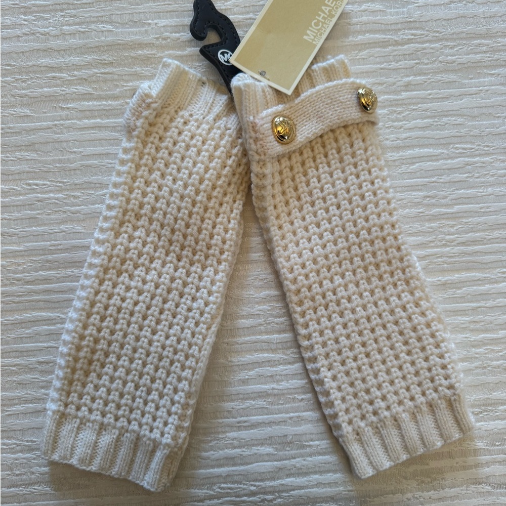 Michael Kors Fingerless Cream Cable Knit Gloves New with Tags